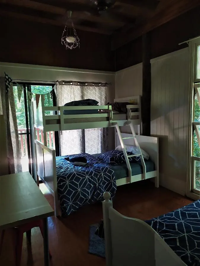 Holiday home Treetops By The Sea: Your Family Holiday Escape! Villa Mission Beach