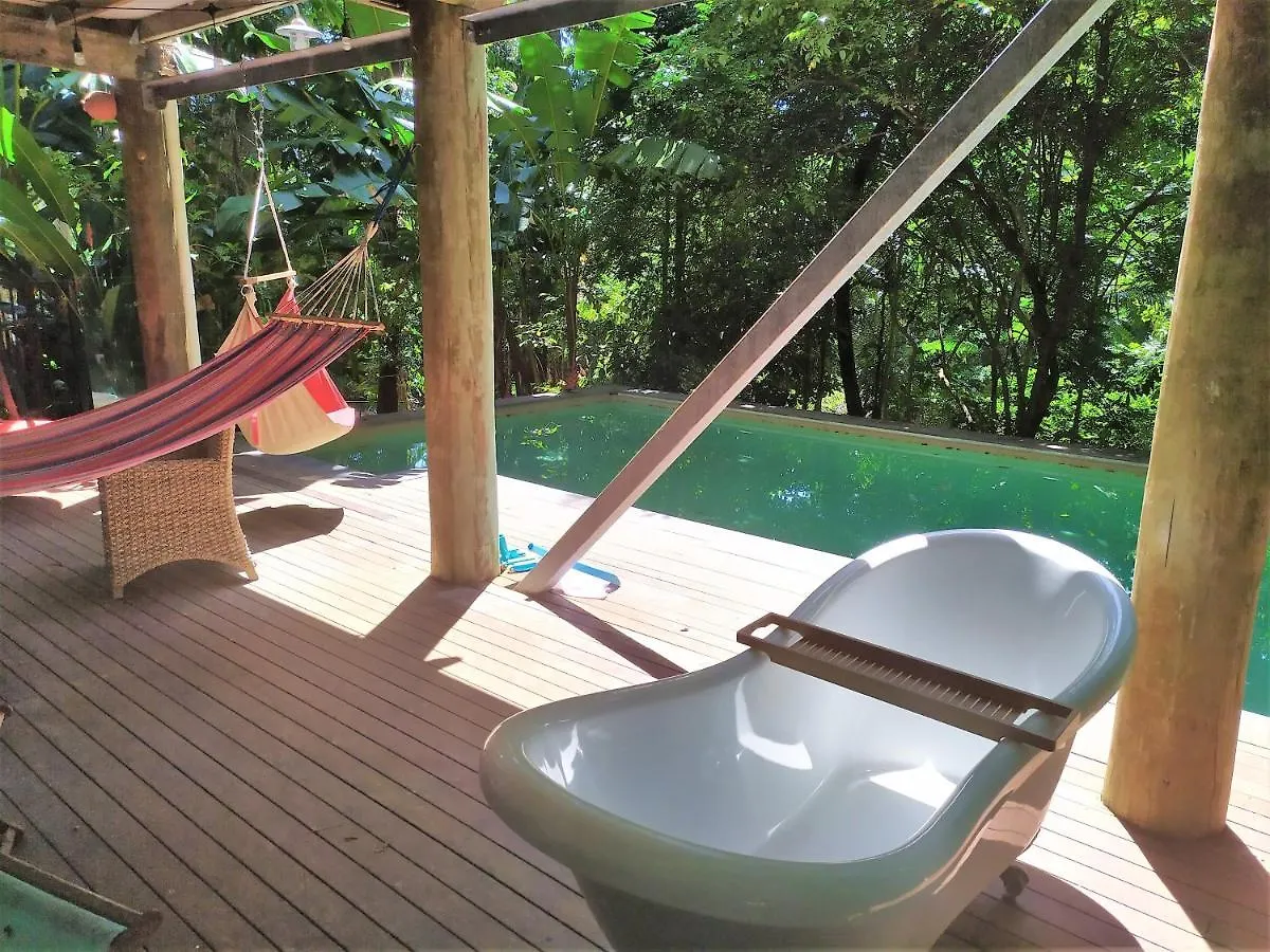 Treetops By The Sea: Your Family Holiday Escape! Villa Mission Beach Australia
